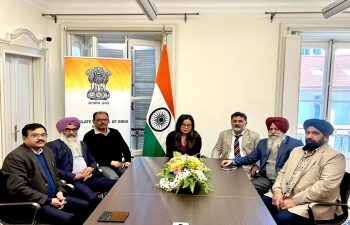 Consul General was pleased to meet Sikh Community leaders from Brescia (93 kms from Milan), during which issues related to the Indian community were discussed. Bescia is home to the largest Indian Community in Italy.